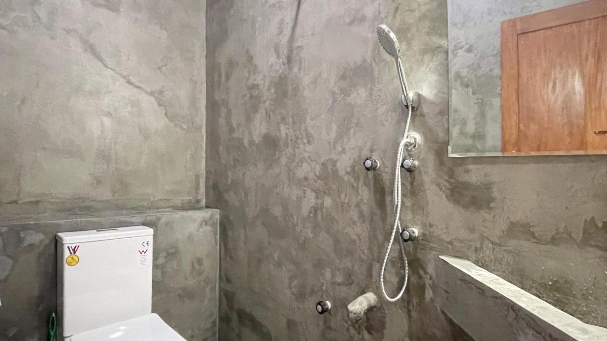 Heimathafen Hikka Daire Hikkaduwa Dış mekan fotoğraf